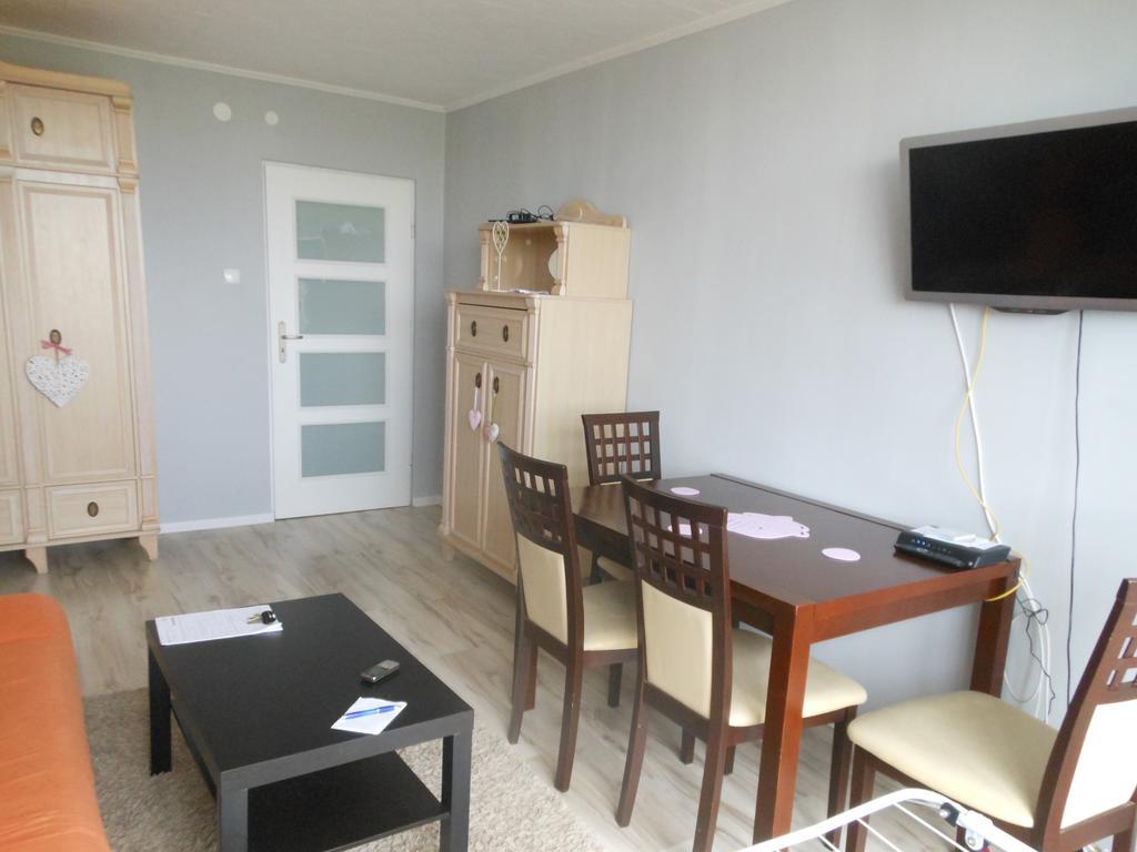 Apartament Obroncow Wybrzeza Appartement Gdańsk Kamer foto