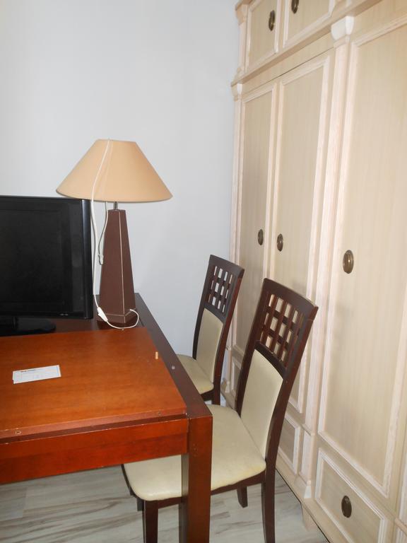 Apartament Obroncow Wybrzeza Appartement Gdańsk Kamer foto
