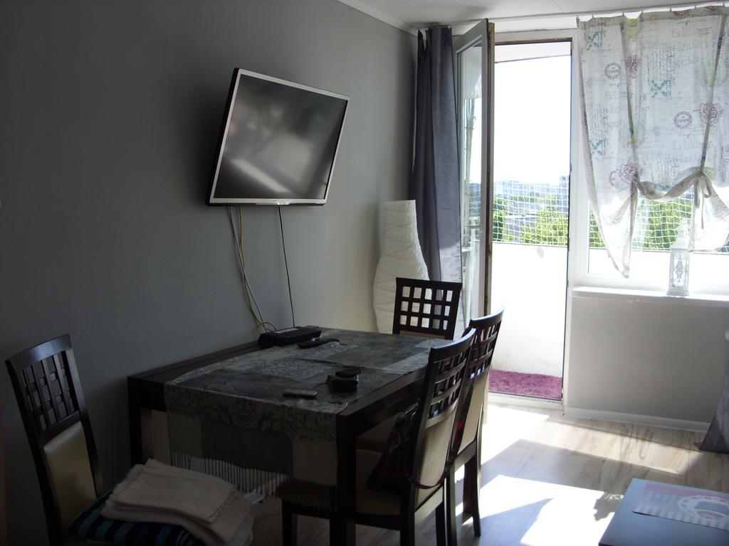 Apartament Obroncow Wybrzeza Appartement Gdańsk Kamer foto